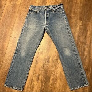 Vintage Levis 501xx 1990s 35x32
